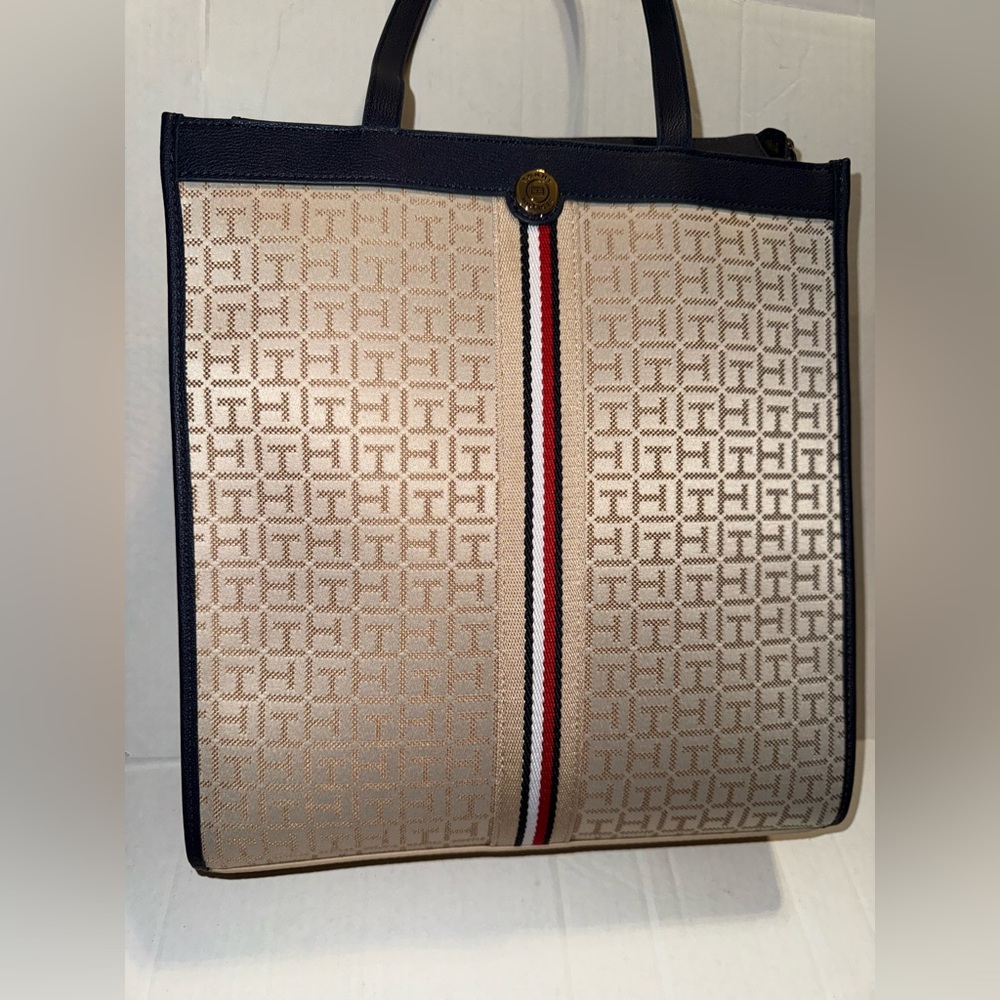 Brand New With Tags Tommy Hilfiger Tote Bag. MSRP $128